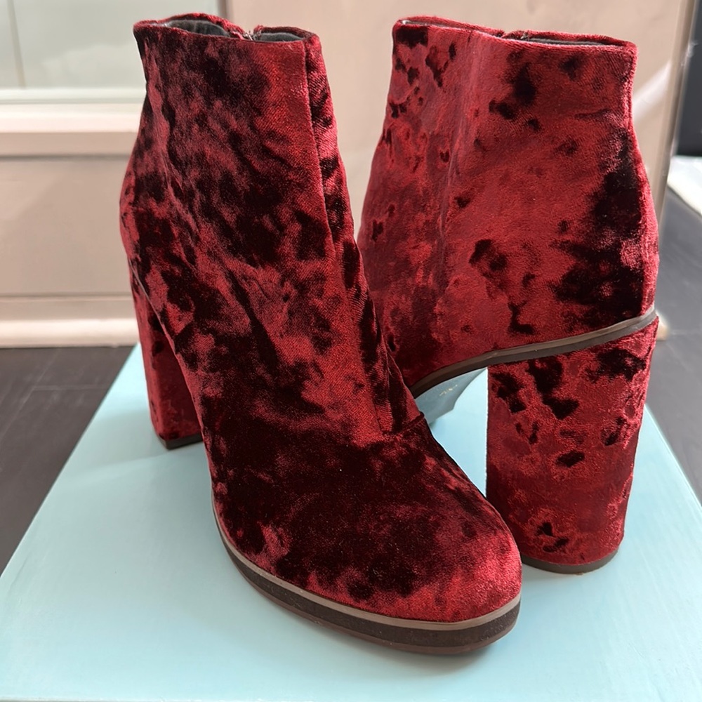 Are you kidding me? Crushed red velvet booties!